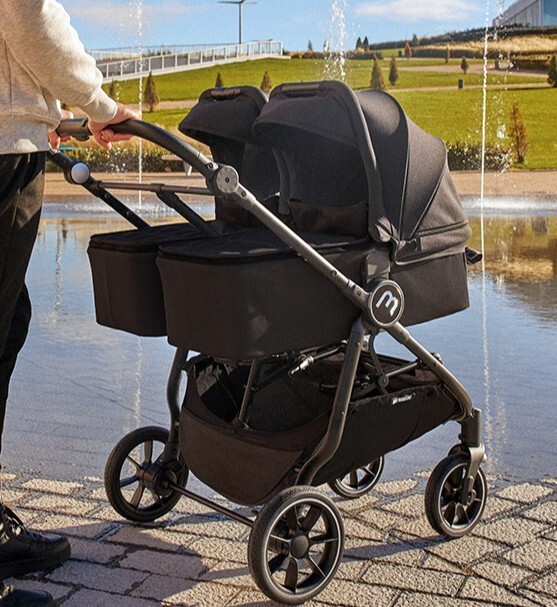 Kompletný set pre dvojičky Baby Monsters Easy Twin 4 Full Box